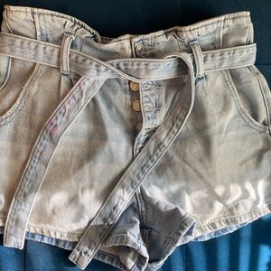 Women’s American eagle shorts